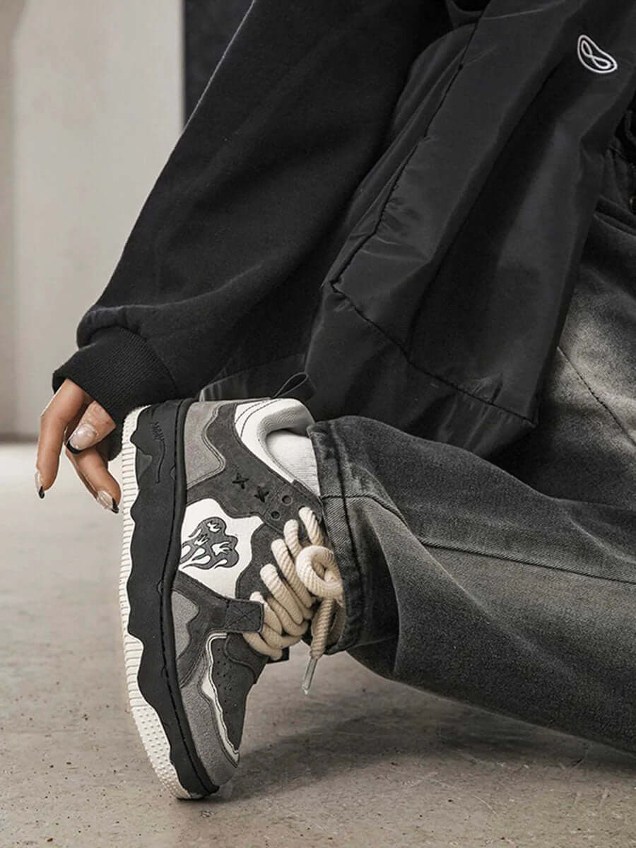 Retro Heart Sneaker - Image 8